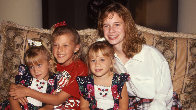 The Olsen twins, Jodie Sweetin and Andrea Barber of Full House