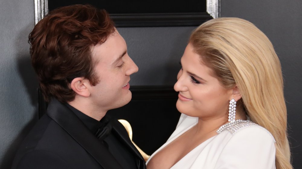 Daryl Sabara looking at Meghan Trainor