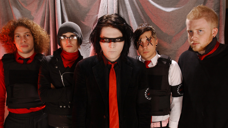 My Chemical Romance posing