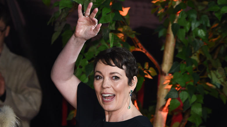 Olivia Colman waving