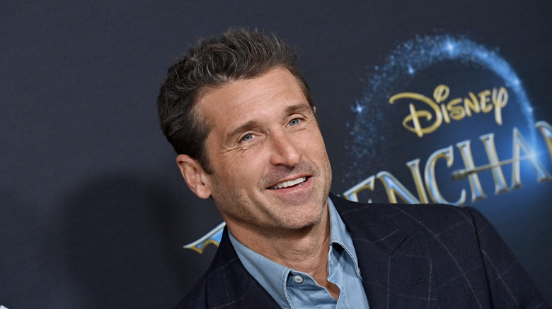 Patrick Dempsey posing at an event