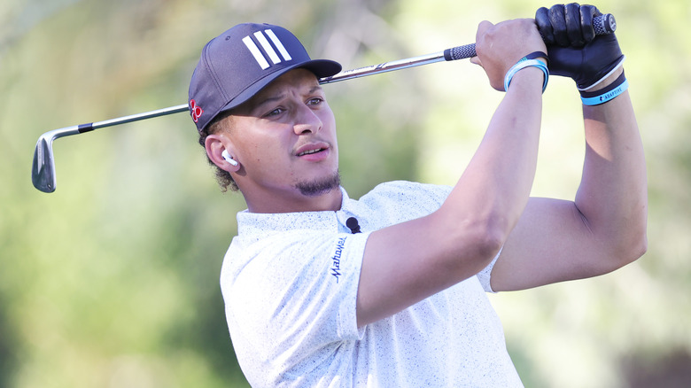 Patrick Mahomes playing golf