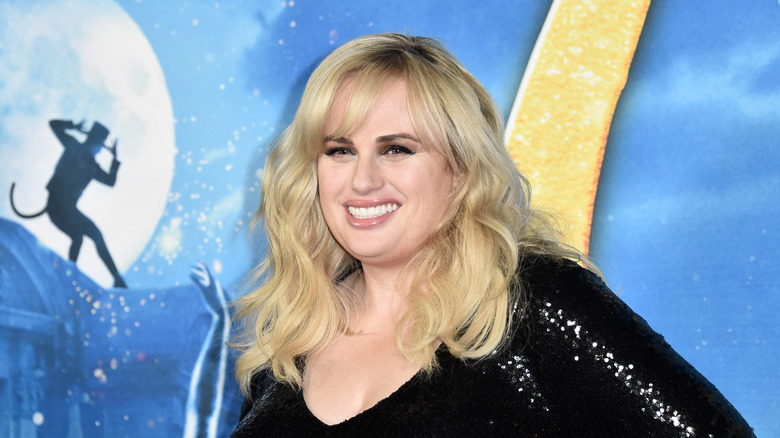 Rebel Wilson on the Cats red carpet 