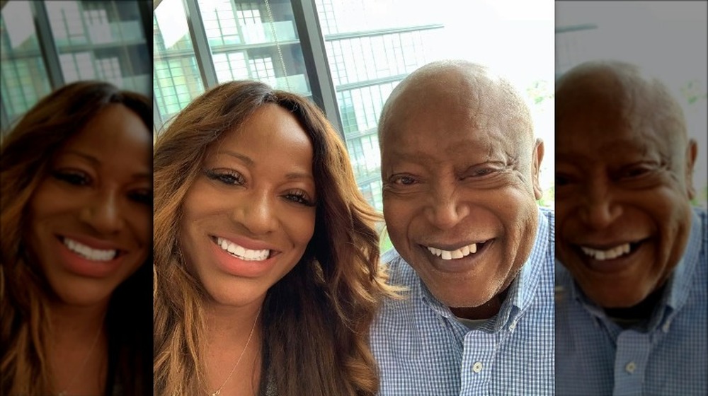 Bershan Shaw taking a selfie with her dad Jerro Shaw