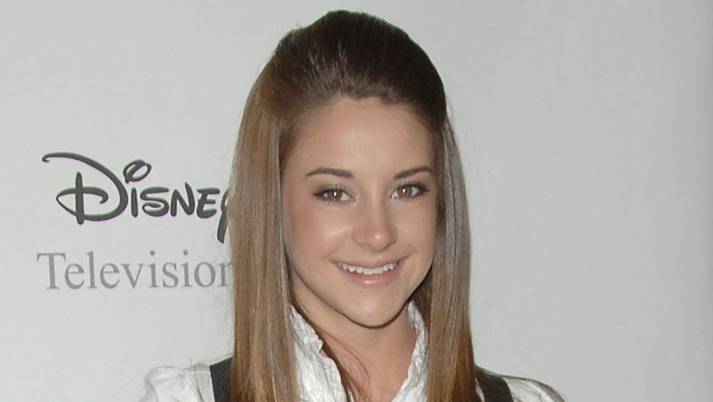 Young Shailene Woodley smiling