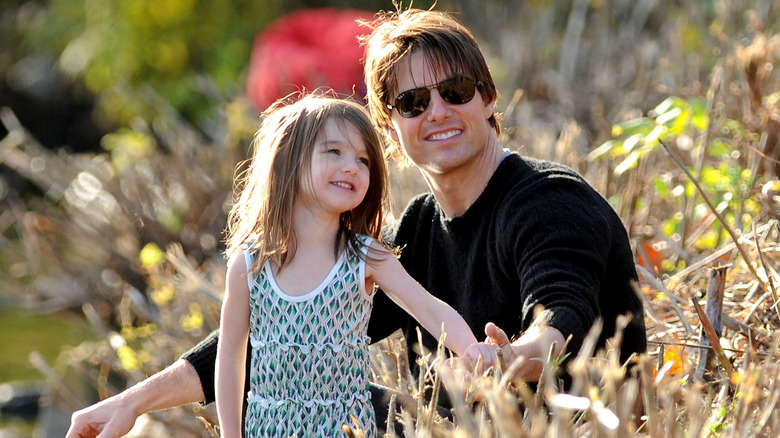 Suri Cruise, Tom Cruise smiling