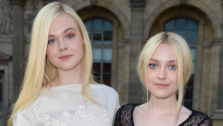 Fanning sisters