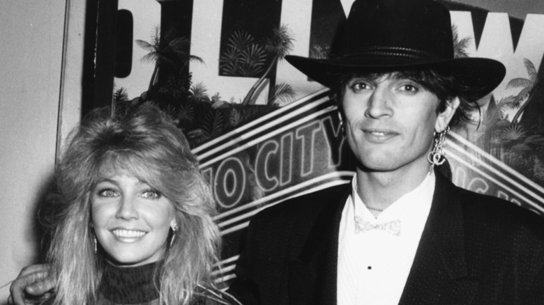 Heather Locklear and Tommy Lee smiling