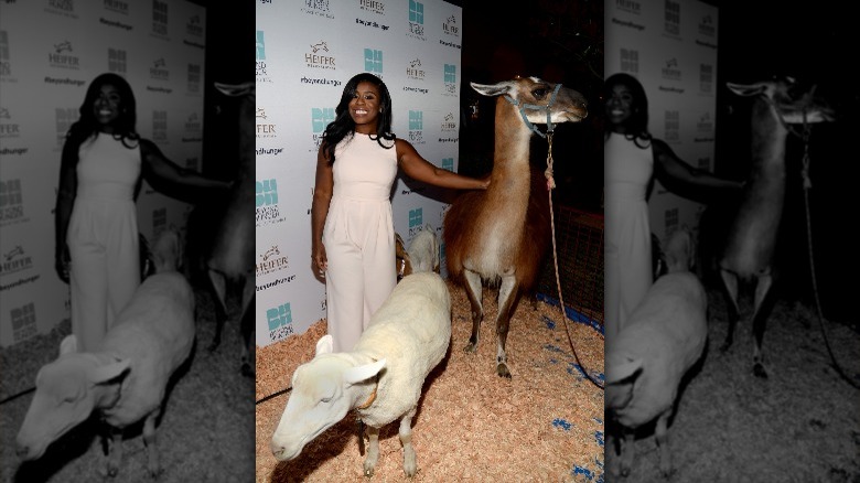 Uzo Aduba with farm animals