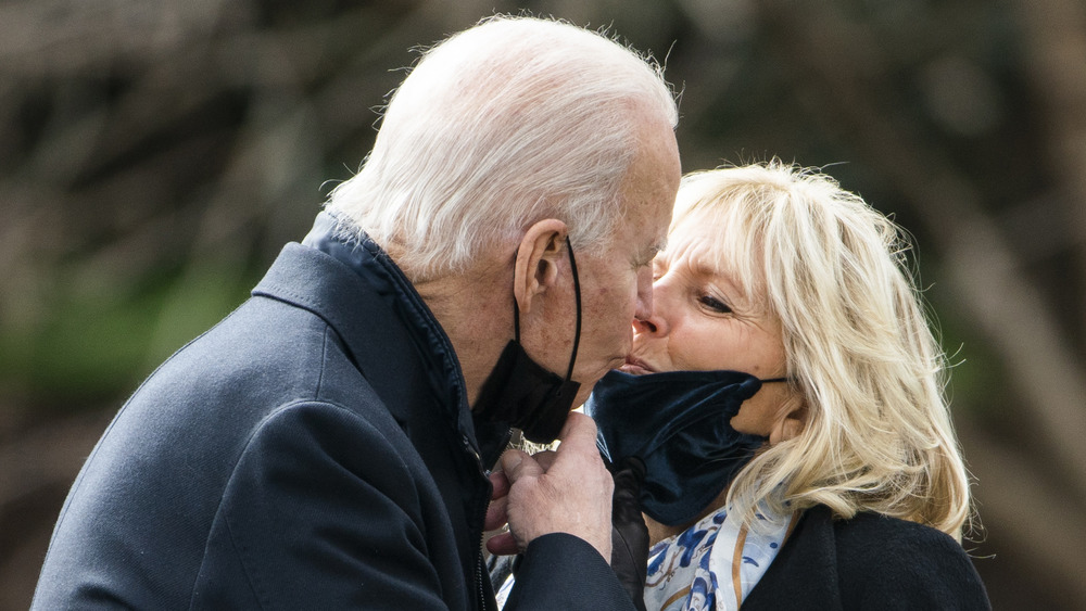 Joe Biden kisses Jill Biden