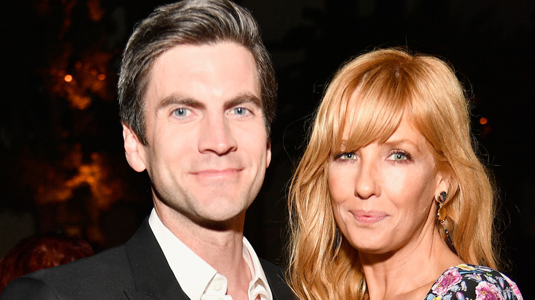 Wes Bentley and Kelly Reilly posing together