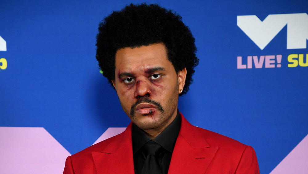 The Weeknd posing at the VMAs