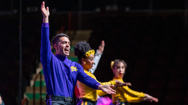 John Pearce dancing onstage with Wiggles