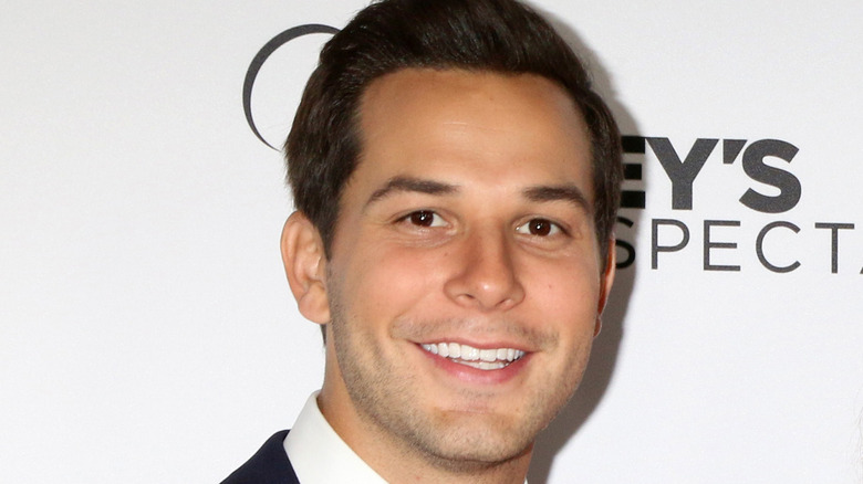 Skylar Astin smiling red carpet