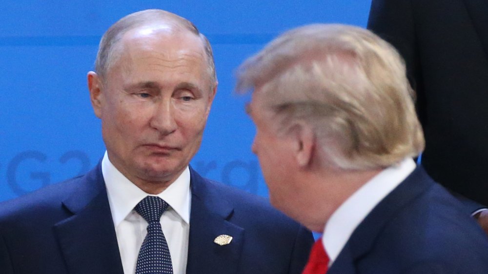 Vladimir Putin and Donald Trump at a G20 Summit event in 2018
