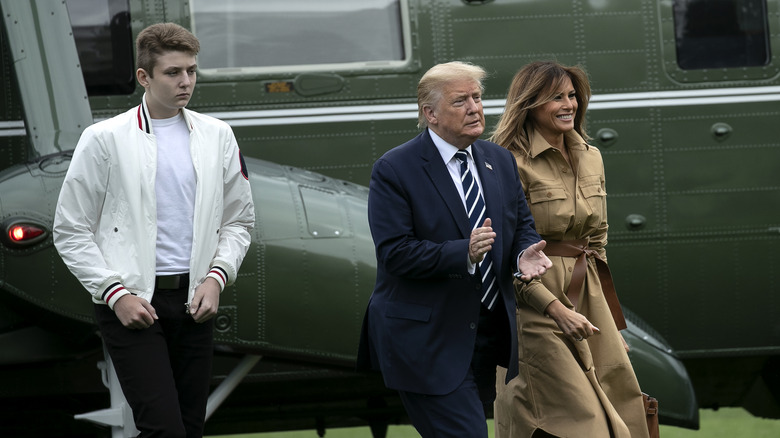 Barron Trump leaving aircraft