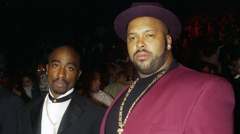 Tupac Shakur and Suge Knight posing