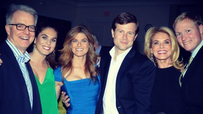 Hope Hicks with her family