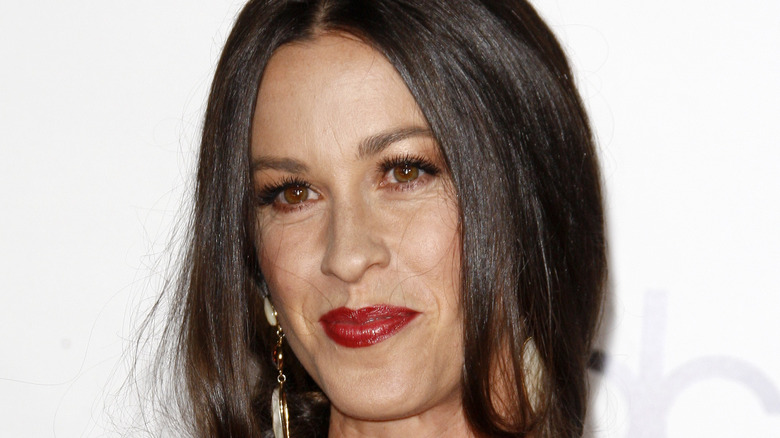 Alanis Morissette at the 2011 American Music Awards