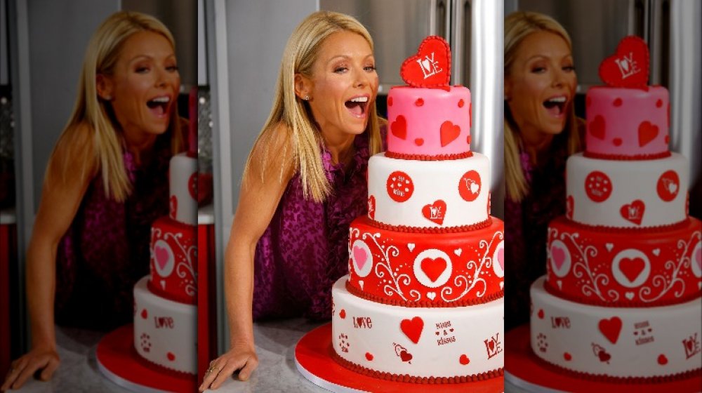 Kelly Ripa attends Kelly's Cake Off in 2010