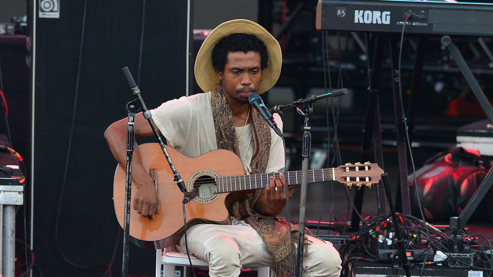 Raury performing live 