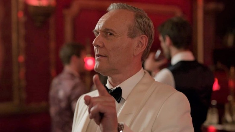 Anthony Head points finger