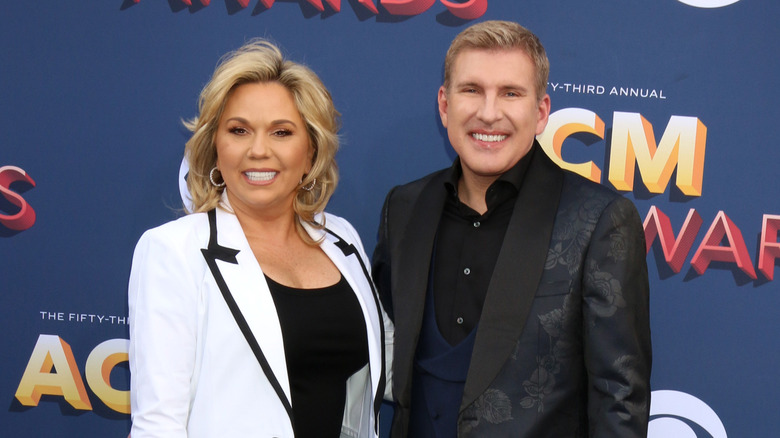 Todd and Julie Chrisley pose 