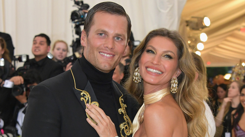 Tom Brady and Gisele Bündchen posing at the Met Gala