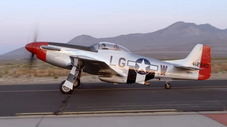 Tom Cruise flies the P51 Mustang