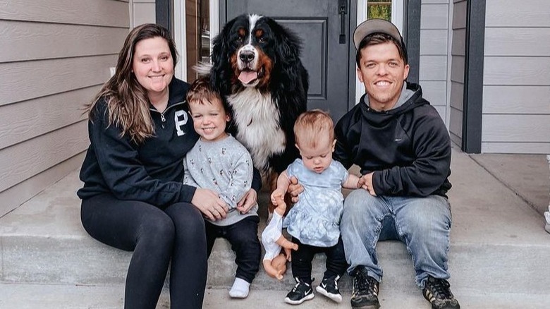 Tori Roloff, Jackson, Lilah Ray, Zach Roloff smiling