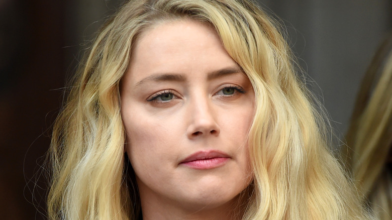 Amber Heard speaking outside court 