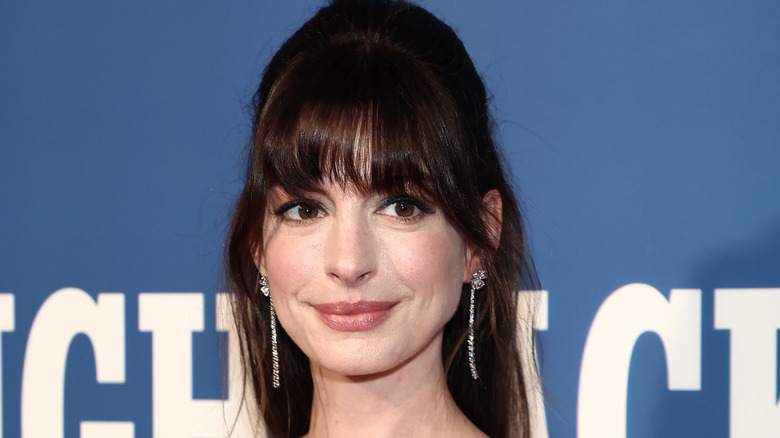 Anne Hathaway, 2021 photo, slightly smiling