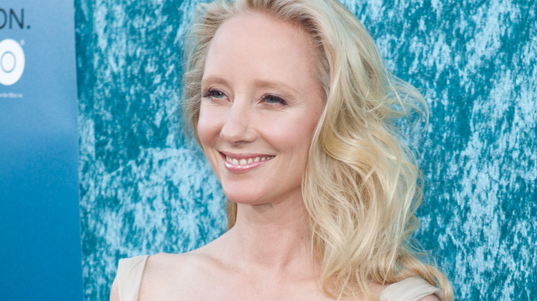 Anne Heche smiling 