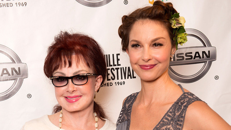 Ashley Judd with Naomi Judd, both smiling