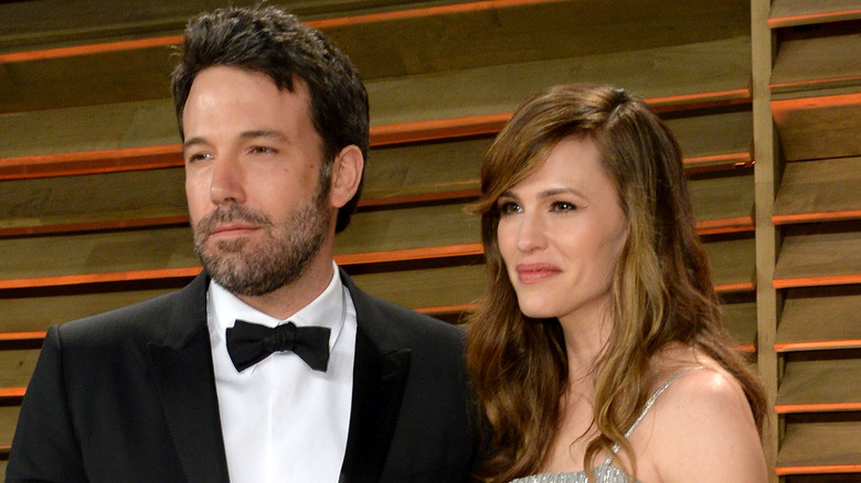 Ben Affleck and Jennifer Garner posing