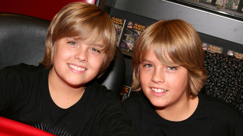 Dylan and Cole Sprouse smiling