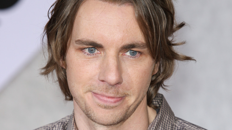 Dax Shepard smiling for a picture