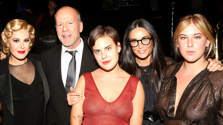 Bruce Willis and Demi Moore and daughters in 2015