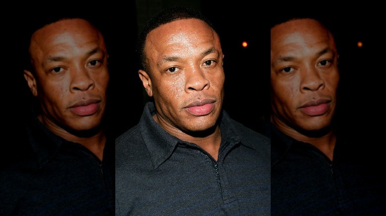 Dr Dre posing in 2008