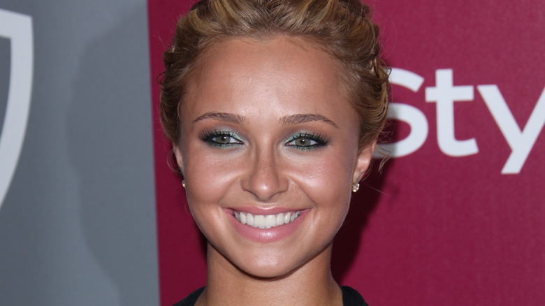 Hayden Panettiere smiling