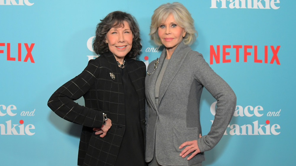 Lily Tomlin and Jane Fonda posing