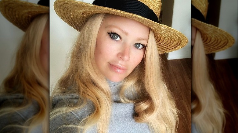 Jenna Jameson selfie in straw hat