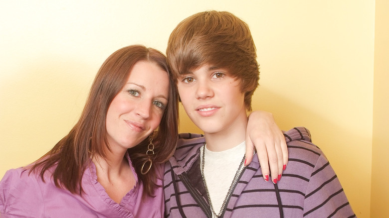 Justin Bieber poses with his mother Pattie Mallette