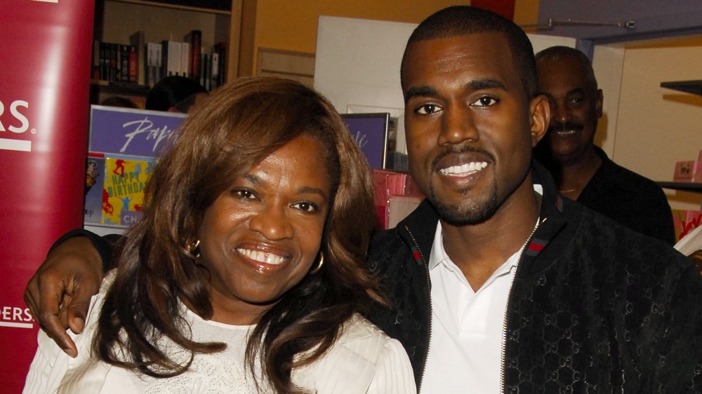 Kanye West and Donda West smiling in 2007