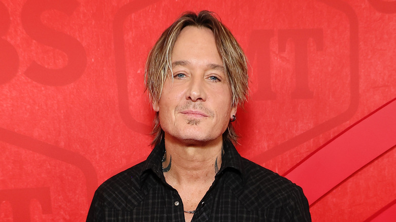 Keith Urban on red carpet