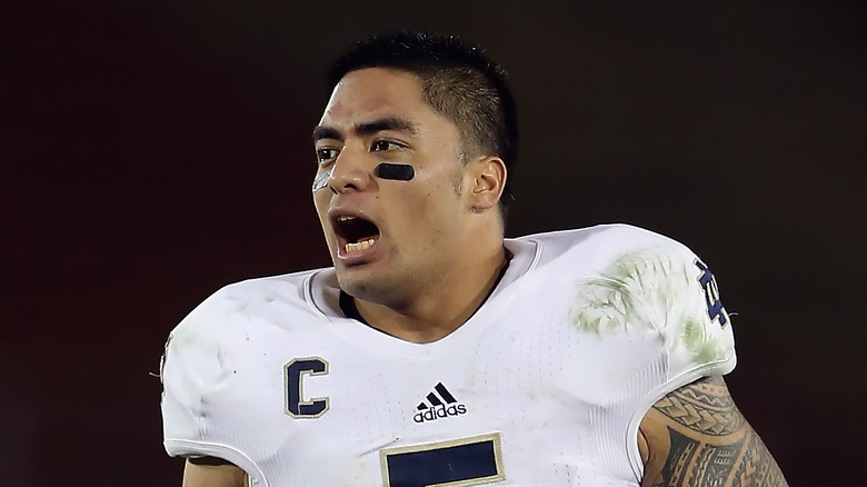 Manti Te'o on the field