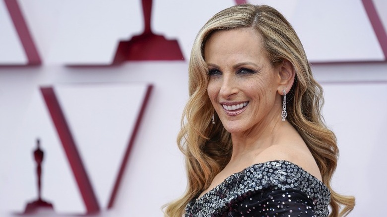 Marlee Matlin on a red carpet