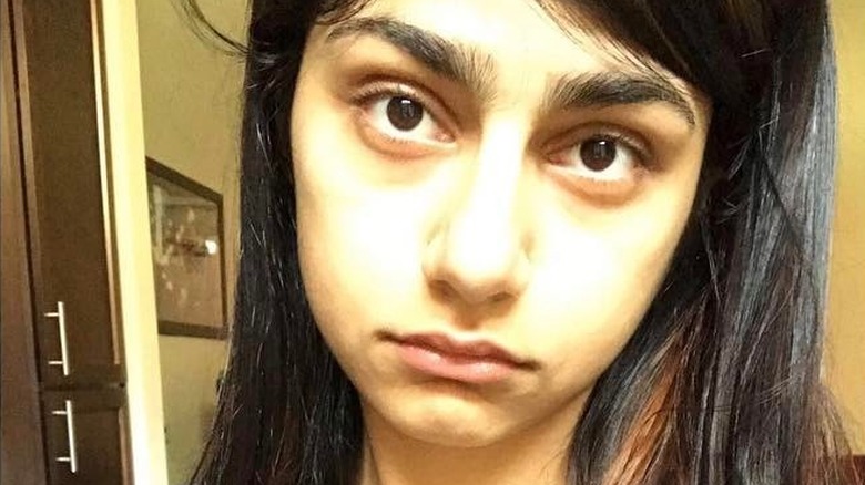 Mia Khalifa scowling