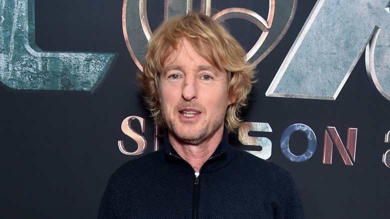 Owen Wilson poses at Samuel Goldwyn Theatre