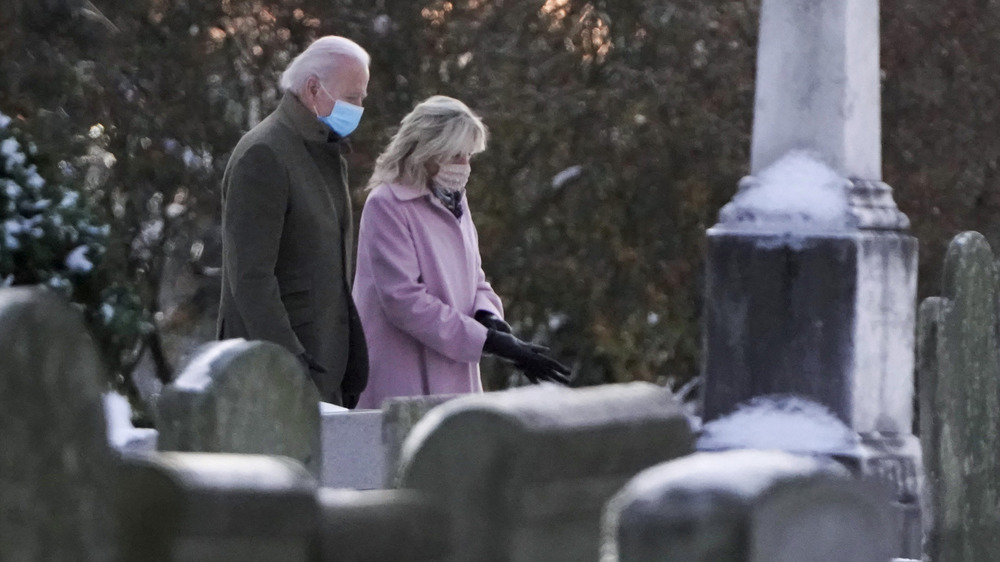 Joe and Jill Biden visiting Neila and Naomi's graves